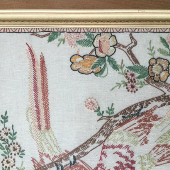 Vintage T.Eaton Co hand embroidery picture wall hangings framed flowers & birds - Picture 7 of 10